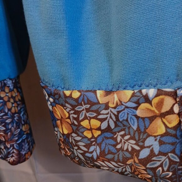 Hawaiian Floral Henley Hoodie Sweatshirt women S Blue Gold contrast Pullover - Picture 6 of 7